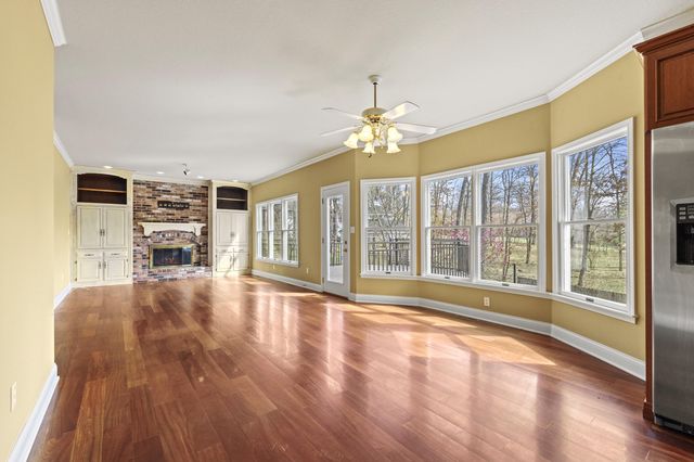 2808 WILD PLUM CT, Columbia, MO 65201