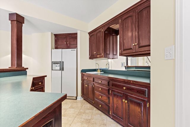 2808 WILD PLUM CT, Columbia, MO 65201