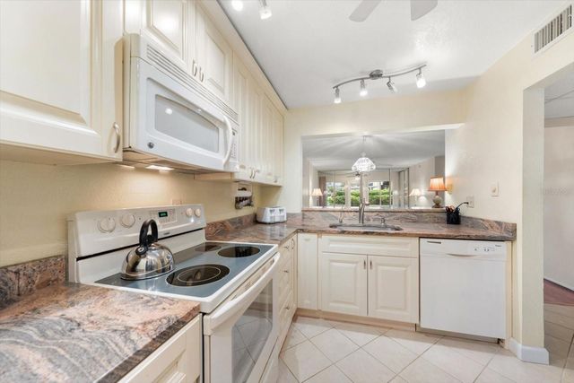12300 VONN ROAD 7106, Largo, FL 33774