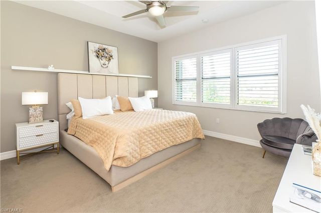 13479 Sumter LN, Naples, FL 34109