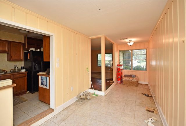 911 Wynnwood Lane, Houston, TX 77008