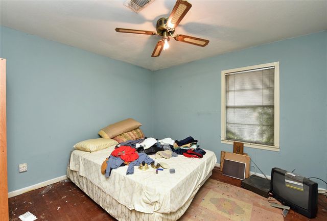 911 Wynnwood Lane, Houston, TX 77008