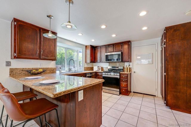 12071 Via Eucalipto, El Cajon, CA 92019