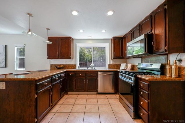12071 Via Eucalipto, El Cajon, CA 92019