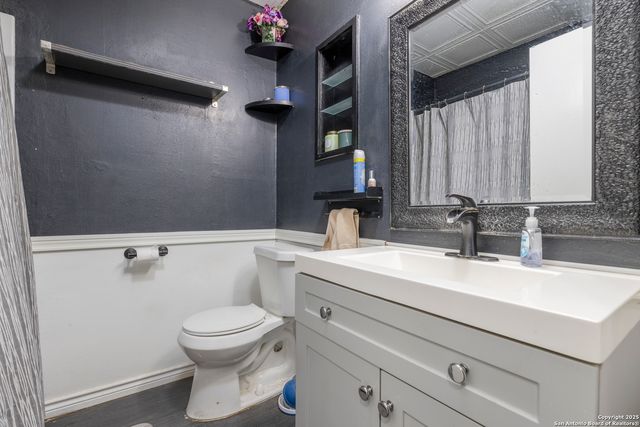 3411 Vinecrest, Kirby, TX 78219