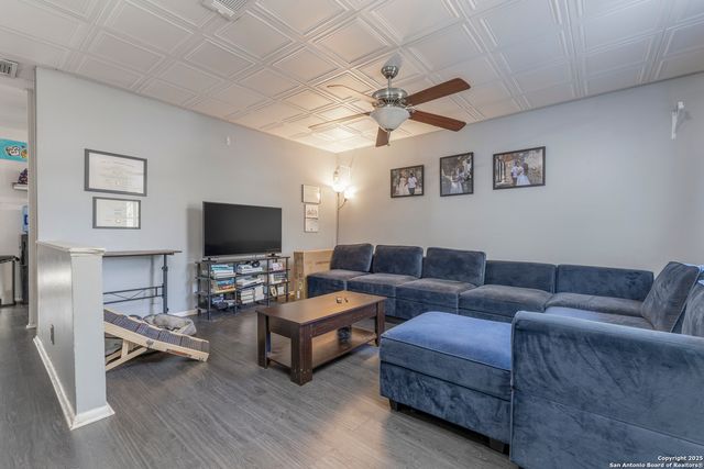 3411 Vinecrest, Kirby, TX 78219