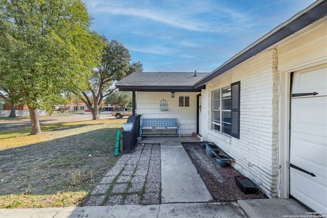 3411 Vinecrest, Kirby, TX 78219