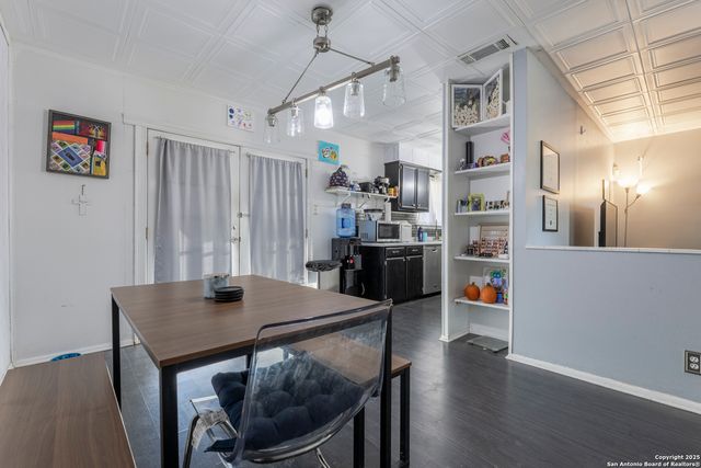 3411 Vinecrest, Kirby, TX 78219