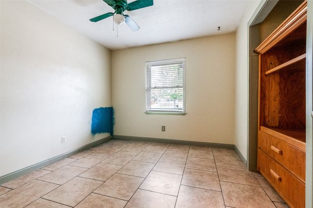 2511 Ridgemoor Court, Arlington, TX 76016