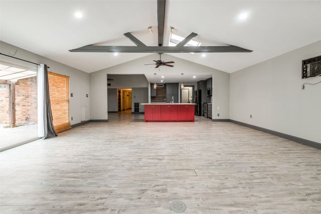 2511 Ridgemoor Court, Arlington, TX 76016