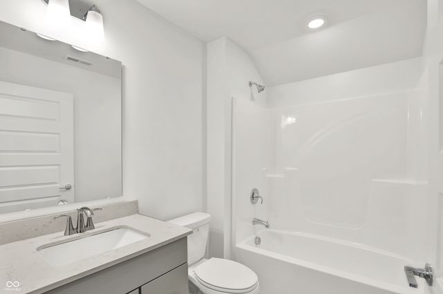 5245 Nettleton Way, Avon, IN 46123