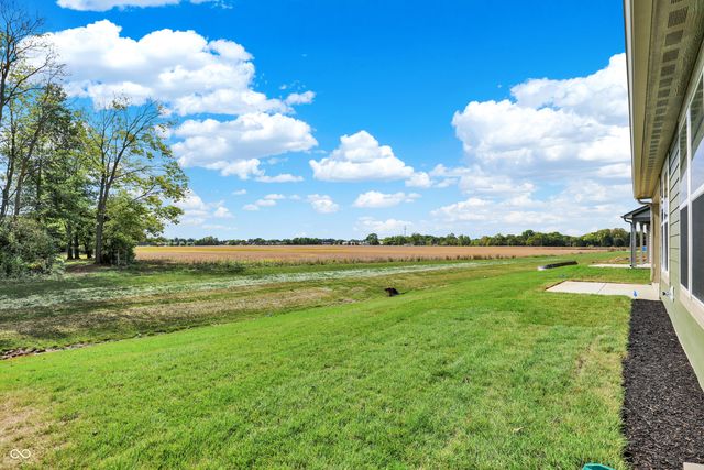 5245 Nettleton Way, Avon, IN 46123