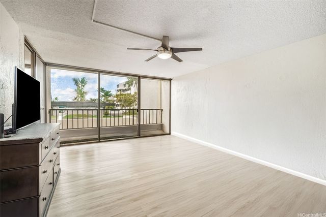 500 Lunalilo Home Road 43E, Honolulu, HI 96825
