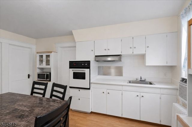 191 Brown Ave, Prospect Park Boro, NJ 07508