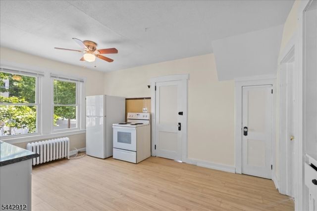 191 Brown Ave, Prospect Park Boro, NJ 07508