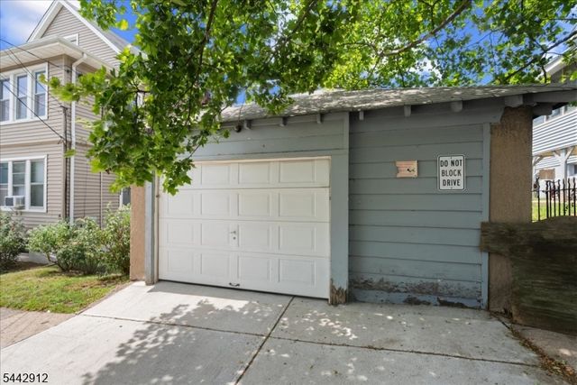 191 Brown Ave, Prospect Park Boro, NJ 07508