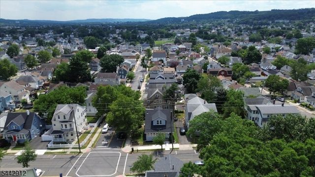 191 Brown Ave, Prospect Park Boro, NJ 07508