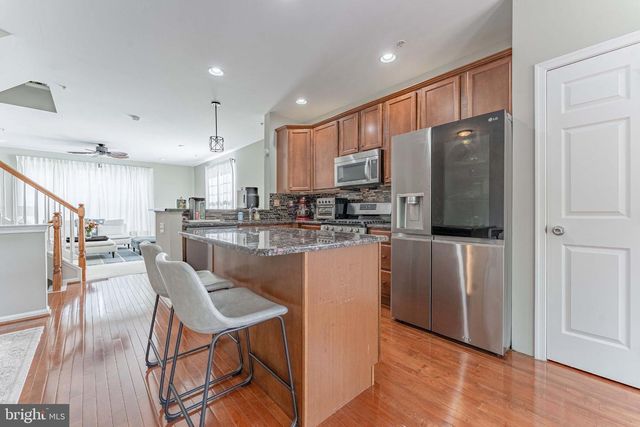 1422 BRAYDEN DR, Boothwyn, PA 19061