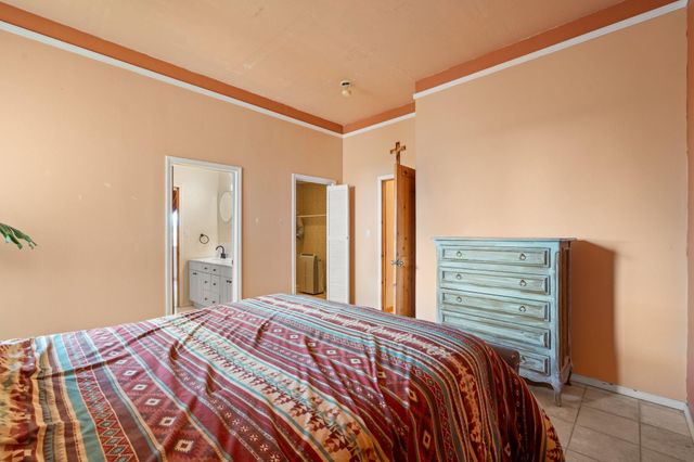 626 Dinkle Road, Edgewood, NM 87015