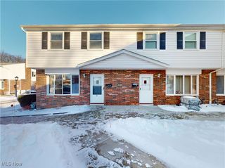 6484 State Road D1, Parma, OH 44134