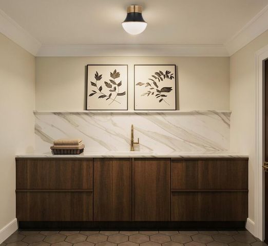 558 Center Street, Mount Pleasant, SC 29464