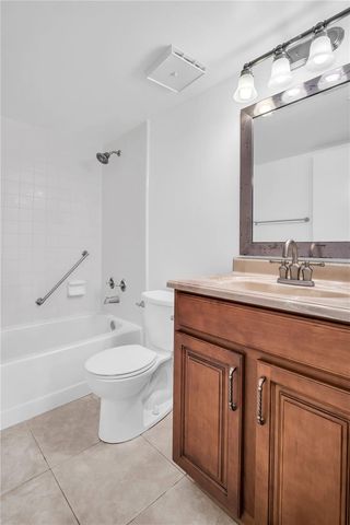 1441 PINE GLEN LANE B1, Tarpon Springs, FL 34688