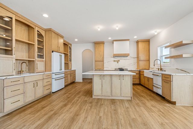 0S275 Kellar Square, Geneva, IL 60134