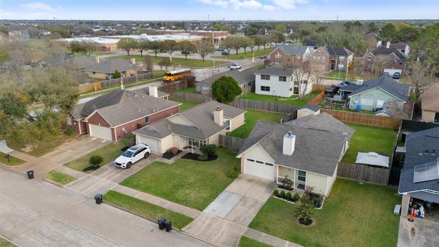 6450 New World Drive, Katy, TX 77449