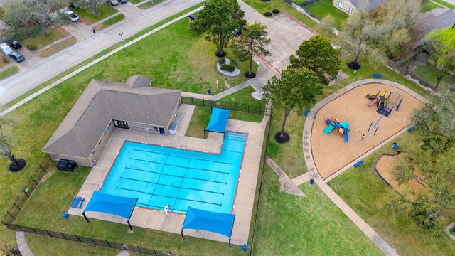 6450 New World Drive, Katy, TX 77449