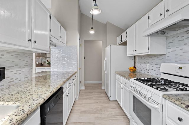 6450 New World Drive, Katy, TX 77449