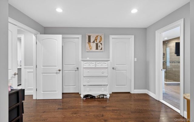 805 Pine Place, Bellmore, NY 11710