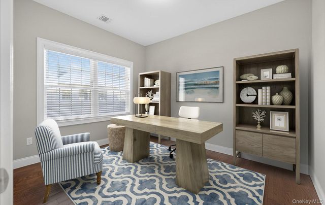 805 Pine Place, Bellmore, NY 11710