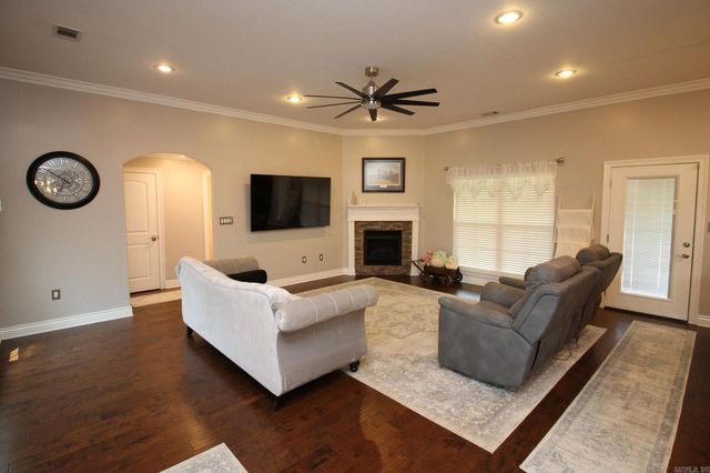 4303 Phillips Dr., Paragould, AR 72450