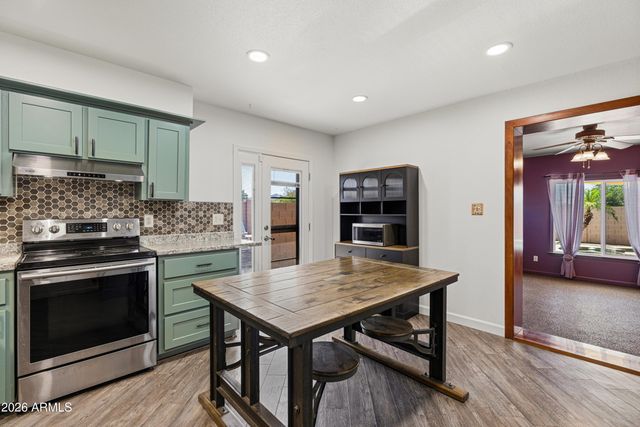 1025 E Cheryl Drive, Phoenix, AZ 85020