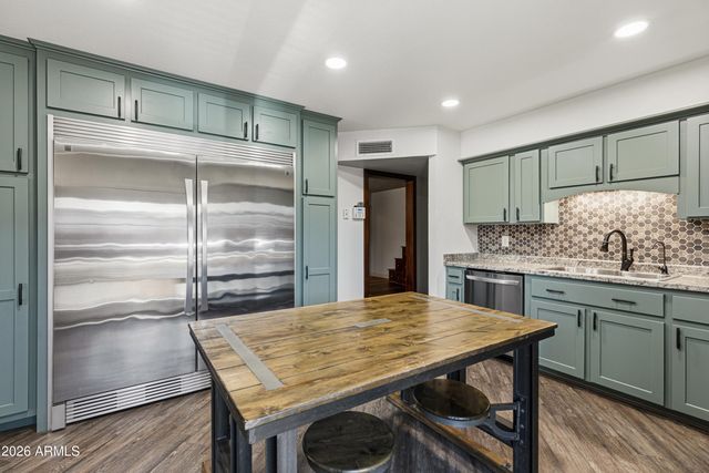 1025 E Cheryl Drive, Phoenix, AZ 85020