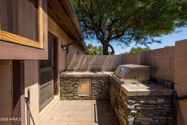 1025 E Cheryl Drive, Phoenix, AZ 85020