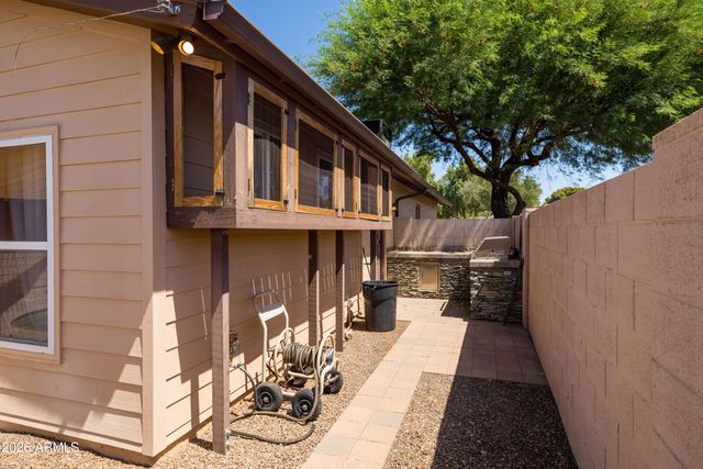 1025 E Cheryl Drive, Phoenix, AZ 85020