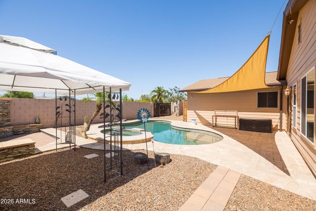 1025 E Cheryl Drive, Phoenix, AZ 85020