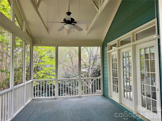 10919 Jordan Rae Lane, Charlotte, NC 28277