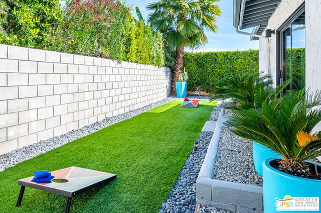 3200 E Sonora Road, Palm Springs, CA 92264