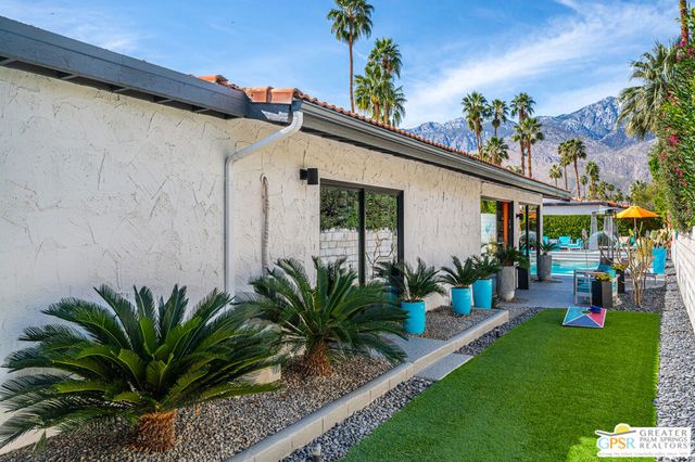 3200 E Sonora Road, Palm Springs, CA 92264