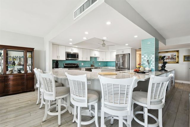 5200 BRITTANY DRIVE S 1502, St Petersburg, FL 33715