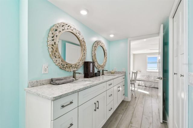 5200 BRITTANY DRIVE S 1502, St Petersburg, FL 33715