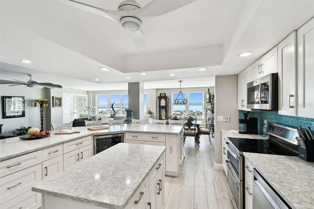 5200 BRITTANY DRIVE S 1502, St Petersburg, FL 33715