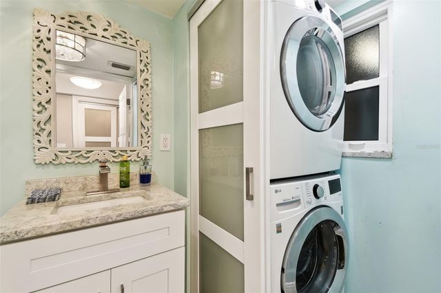 5200 BRITTANY DRIVE S 1502, St Petersburg, FL 33715