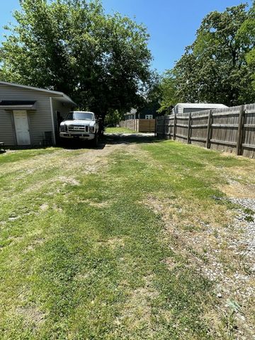 1510 E 16th Street, Chattanooga, TN 37404