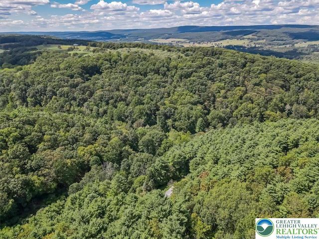 141 Church Hill Road, Mahoning Twp, PA 18235