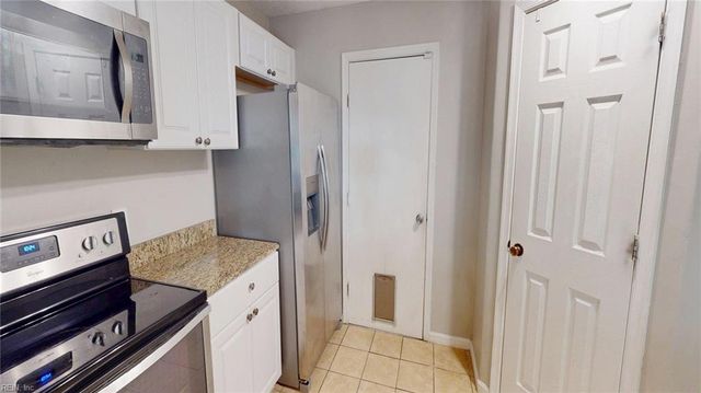 313 Woods Edge CT, Virginia Beach, VA 23462