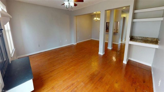 313 Woods Edge CT, Virginia Beach, VA 23462