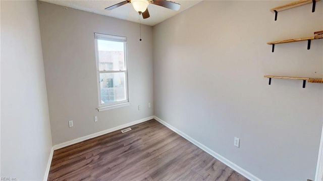 313 Woods Edge CT, Virginia Beach, VA 23462